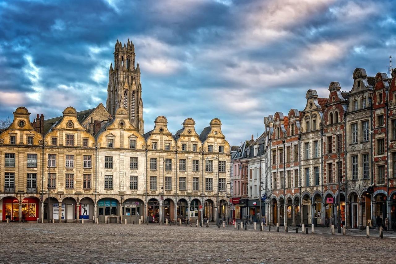 Jardin De La Prefecture Apartment Arras Exterior photo